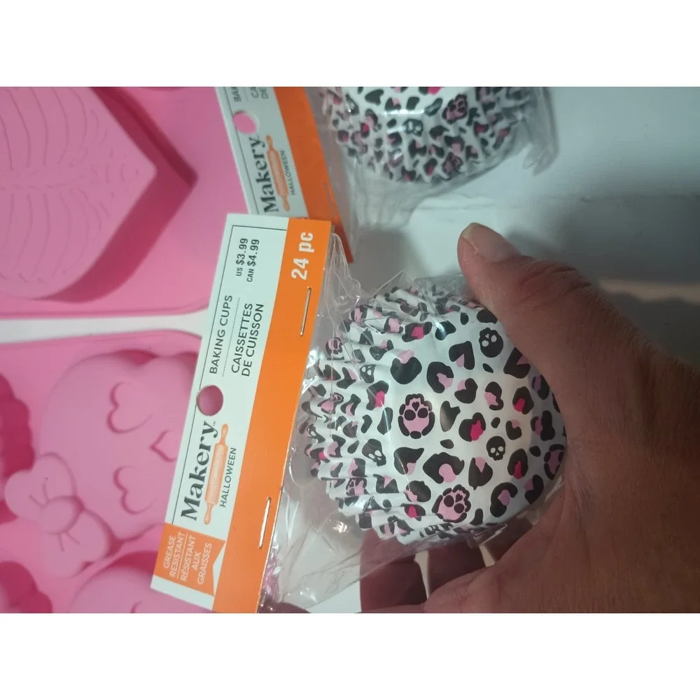 Makery Pink Halloween Baking Lot 2 Silicone Molds Skulls Ribcage Hearts 48 Cups